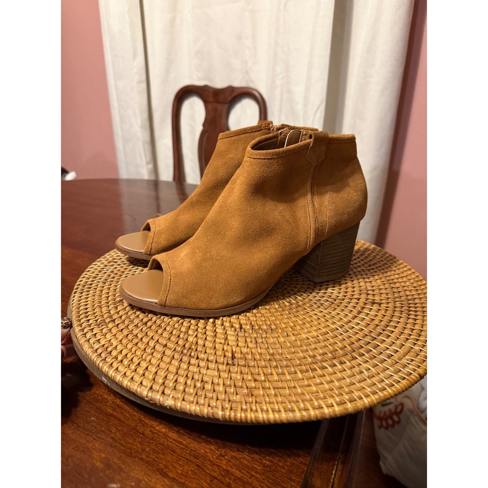 Aldo Womens Tan Suede Peep Toe Ankle Booties Stacked Block Heel Size 11